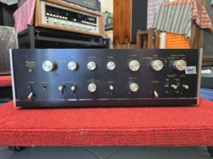 อินทิเกรตแอมป์รุ่นคลาสสิก Sansui AU-888