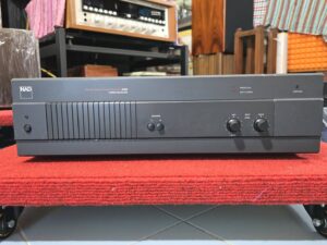 เครื่องเพาเวอร์แอมป์ระดับไฮเอนด์ NAD Monitor Series 2400 THX