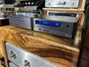Resolution Audio Opus 21