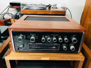 Mcintosh C32 รุ่นคลาสสิค พร้อมกล่องไม้แท้ กระจกสวย รางเหล็กออริจินอลสวยงาม เดิมๆ