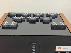 Symposium Rollerblock Series 2+ อุปกรณ์ Isolation ระดับโลก สภาพสวย พร้อมใช้งาน