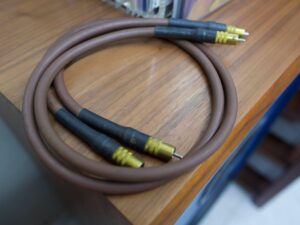 สายสัญญาณ RCA Cardas Golden Presence (สภาพสวยคลาสสิก)หายาก
