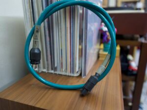 สายไฟ Cardas Cross Power Cord ท่อหดเทา