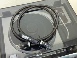 สายไฟ​ Audioquest​ NRG-100 15a