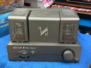 Quad ii classic tube amp สร้างโดย Tim de Paravicini