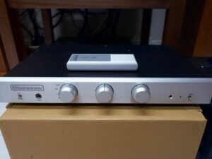 Bryston B60R (Silver) สภาพสวยกริ๊บ พร้อมรีโมทแท้