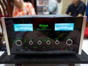 ตำนาน McIntosh MA2275 "The Modern Classic" สภาพสวย!