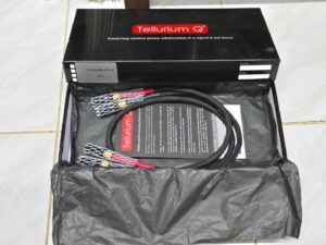 สายสัญญาณ Tellurium Q Ultra Black II RCA สภาพสวยกริ๊บ